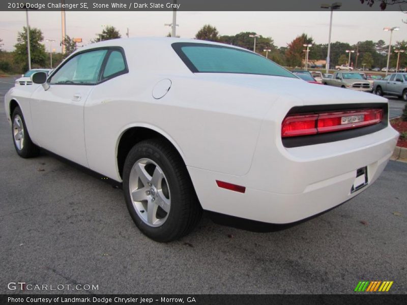 Stone White / Dark Slate Gray 2010 Dodge Challenger SE