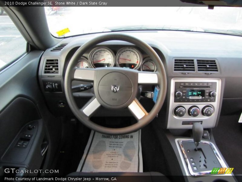 Stone White / Dark Slate Gray 2010 Dodge Challenger SE