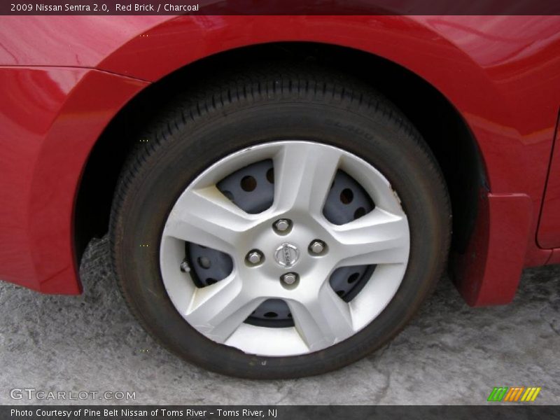 Red Brick / Charcoal 2009 Nissan Sentra 2.0