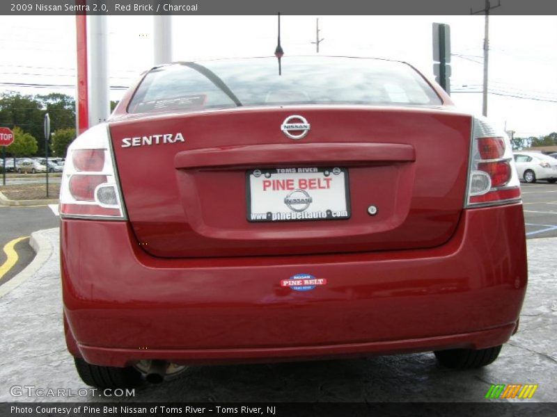 Red Brick / Charcoal 2009 Nissan Sentra 2.0