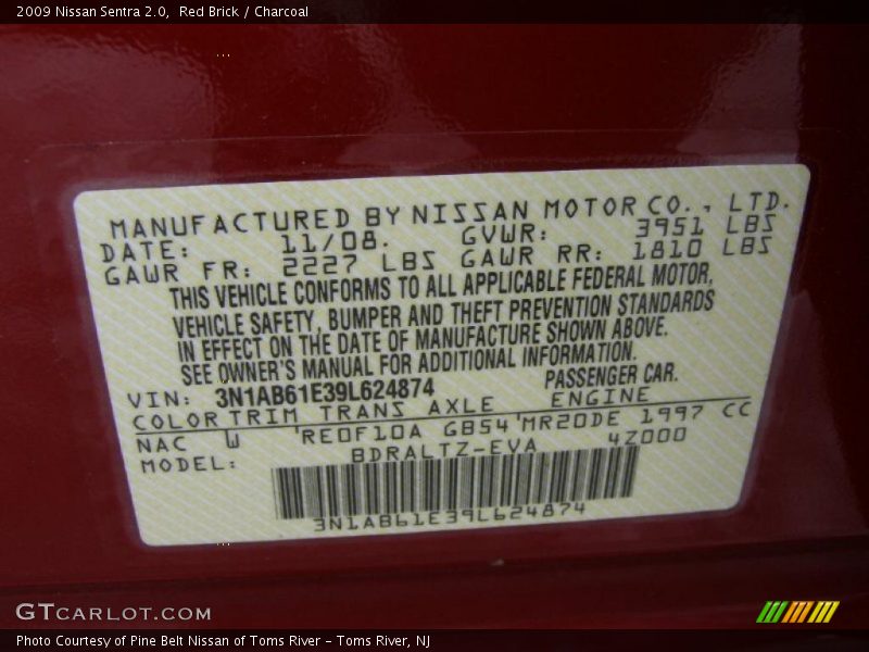 Red Brick / Charcoal 2009 Nissan Sentra 2.0
