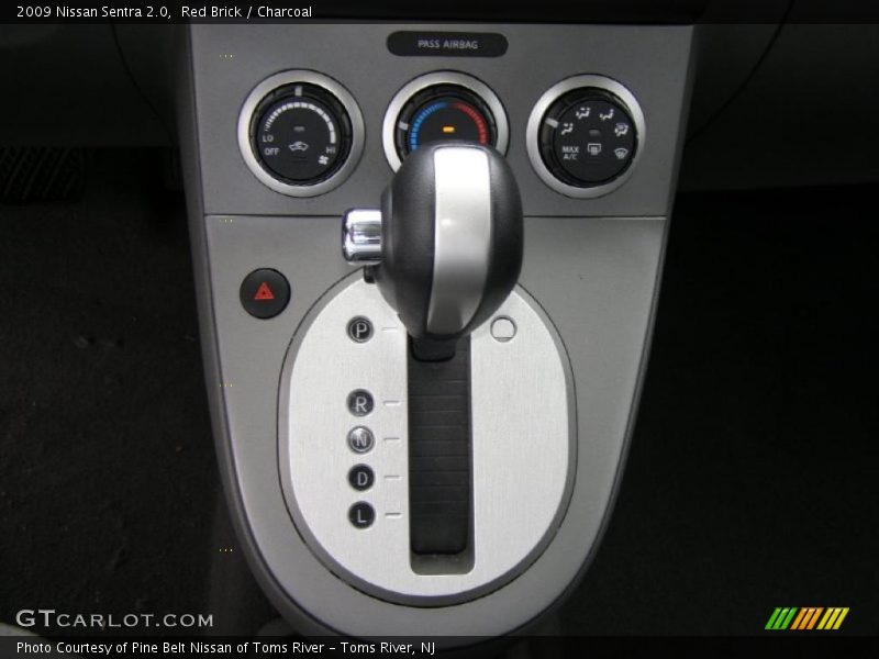 Red Brick / Charcoal 2009 Nissan Sentra 2.0