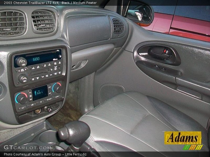Black / Medium Pewter 2003 Chevrolet TrailBlazer LTZ 4x4