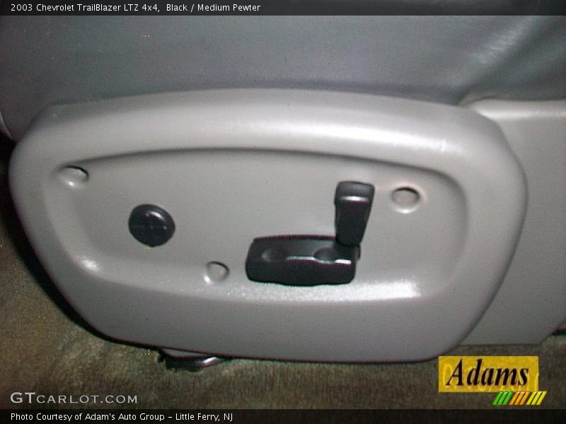 Black / Medium Pewter 2003 Chevrolet TrailBlazer LTZ 4x4