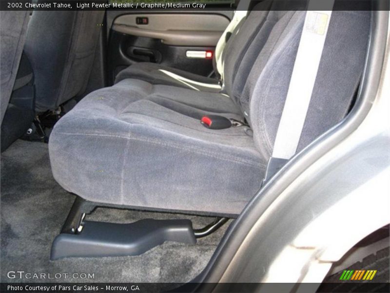 Light Pewter Metallic / Graphite/Medium Gray 2002 Chevrolet Tahoe