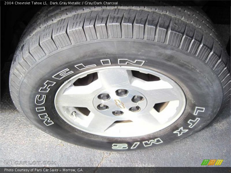 Dark Gray Metallic / Gray/Dark Charcoal 2004 Chevrolet Tahoe LS