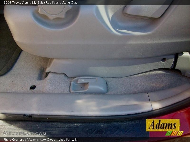 Salsa Red Pearl / Stone Gray 2004 Toyota Sienna LE