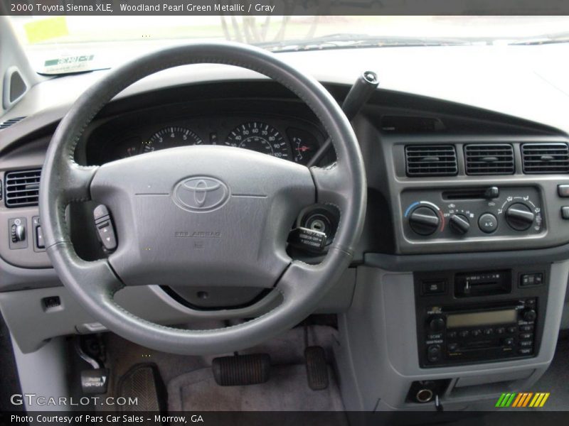 Woodland Pearl Green Metallic / Gray 2000 Toyota Sienna XLE