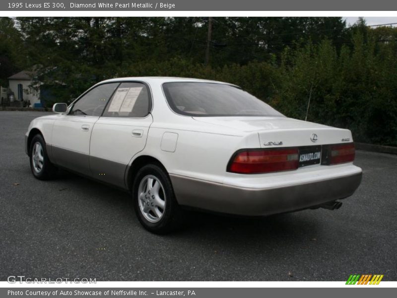 Diamond White Pearl Metallic / Beige 1995 Lexus ES 300