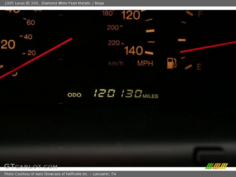 Diamond White Pearl Metallic / Beige 1995 Lexus ES 300
