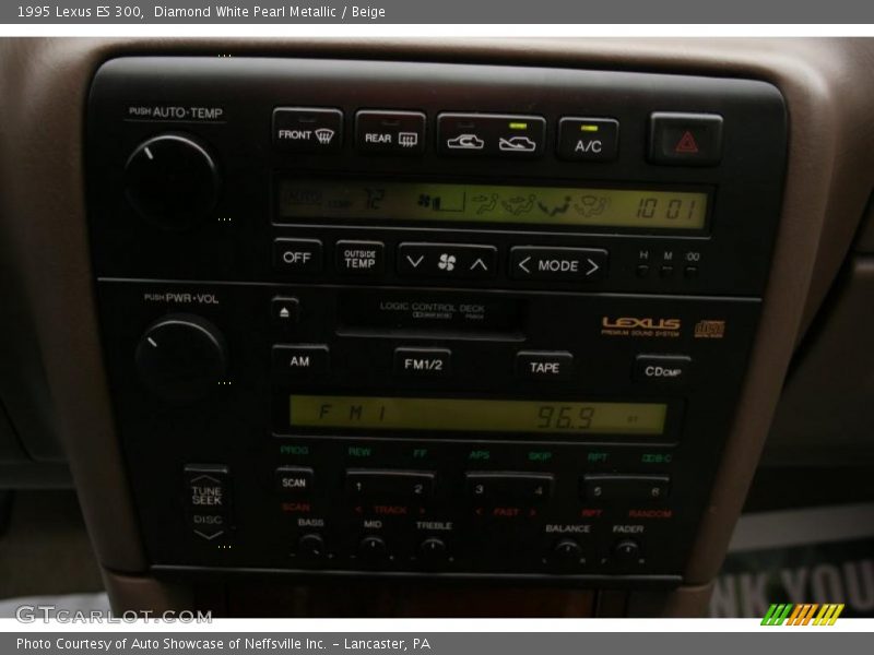 Diamond White Pearl Metallic / Beige 1995 Lexus ES 300