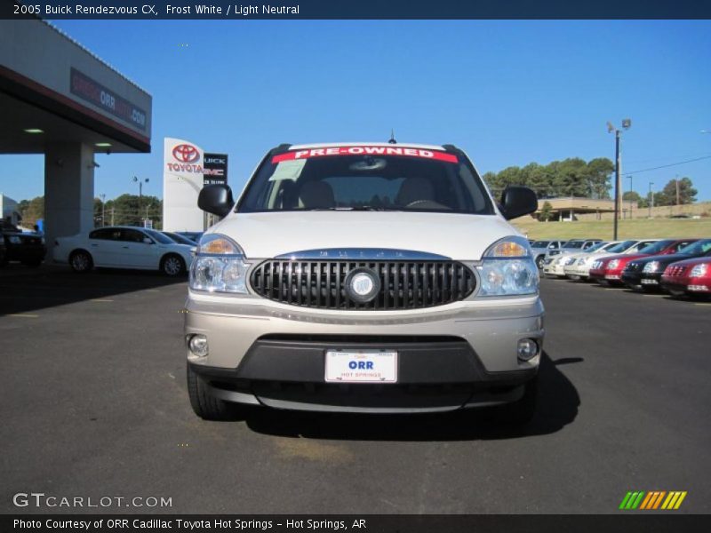 Frost White / Light Neutral 2005 Buick Rendezvous CX