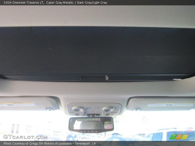 Cyber Gray Metallic / Dark Gray/Light Gray 2009 Chevrolet Traverse LT