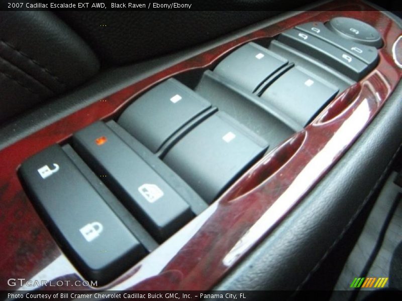 Black Raven / Ebony/Ebony 2007 Cadillac Escalade EXT AWD