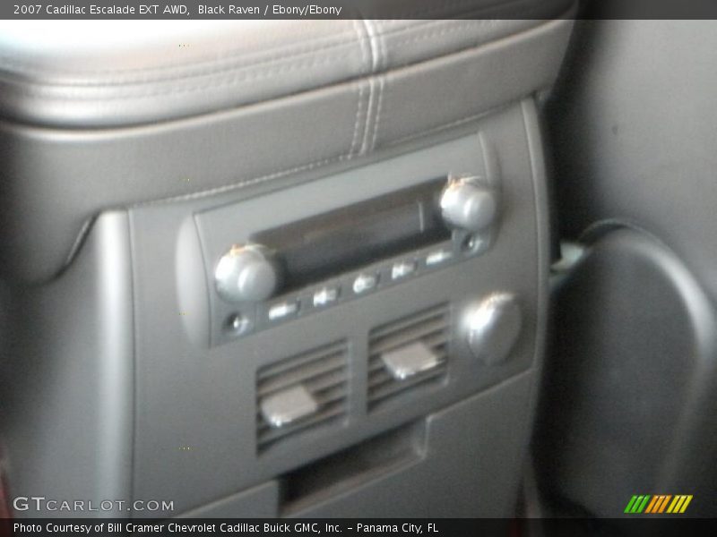 Black Raven / Ebony/Ebony 2007 Cadillac Escalade EXT AWD