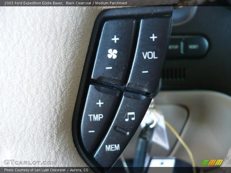 Black Clearcoat / Medium Parchment 2003 Ford Expedition Eddie Bauer