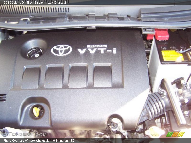 Silver Streak Mica / Charcoal 2010 Scion xD