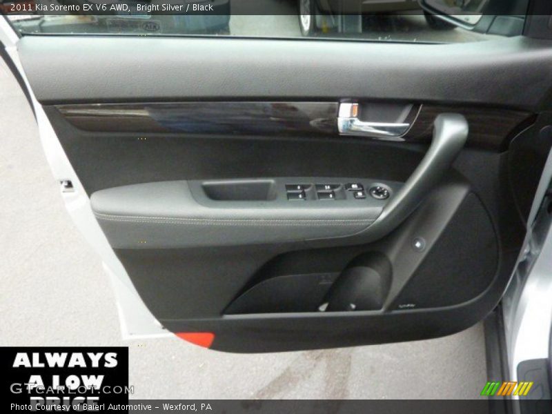 Bright Silver / Black 2011 Kia Sorento EX V6 AWD
