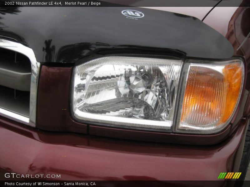 Merlot Pearl / Beige 2002 Nissan Pathfinder LE 4x4