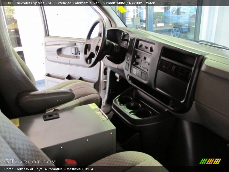  2007 Express 2500 Extended Commercial Van Medium Pewter Interior