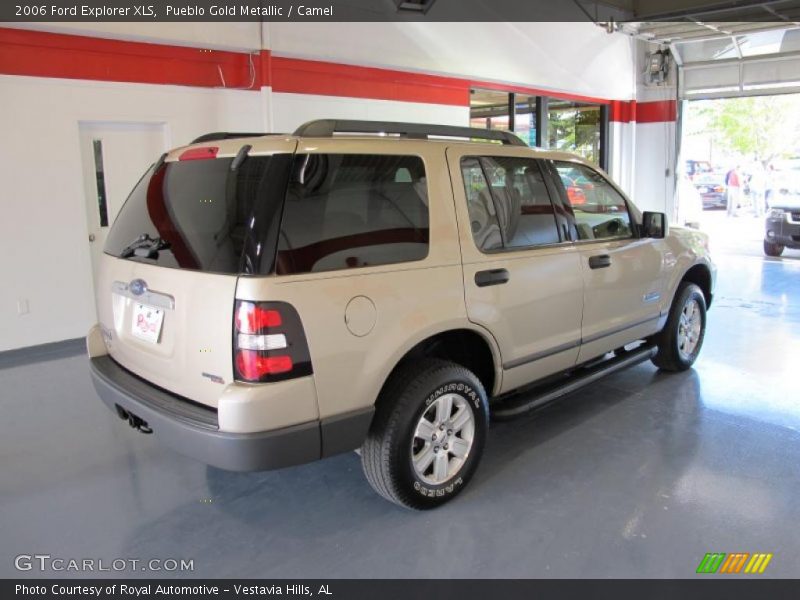 Pueblo Gold Metallic / Camel 2006 Ford Explorer XLS