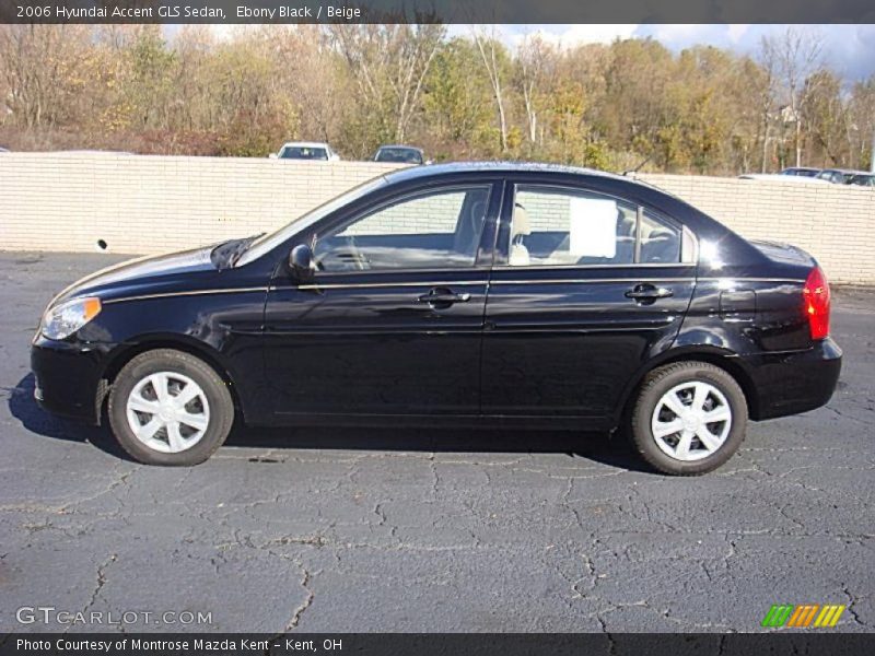 Ebony Black / Beige 2006 Hyundai Accent GLS Sedan