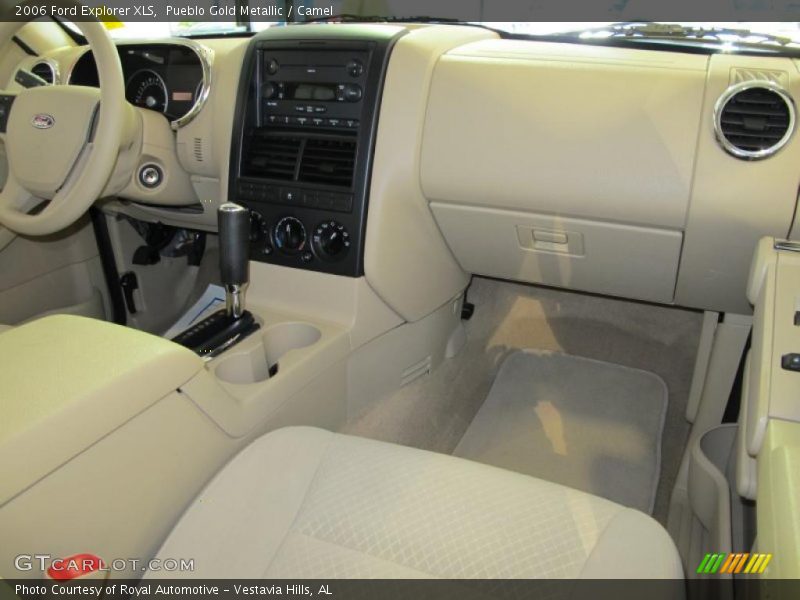 Pueblo Gold Metallic / Camel 2006 Ford Explorer XLS