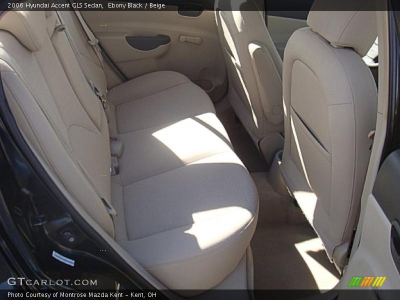 Ebony Black / Beige 2006 Hyundai Accent GLS Sedan
