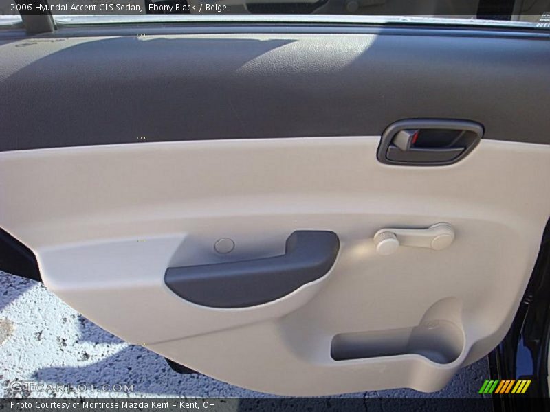 Ebony Black / Beige 2006 Hyundai Accent GLS Sedan