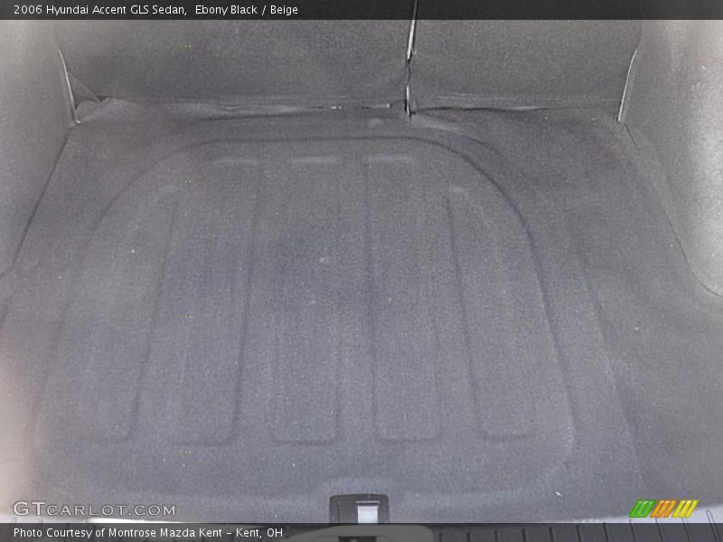 Ebony Black / Beige 2006 Hyundai Accent GLS Sedan