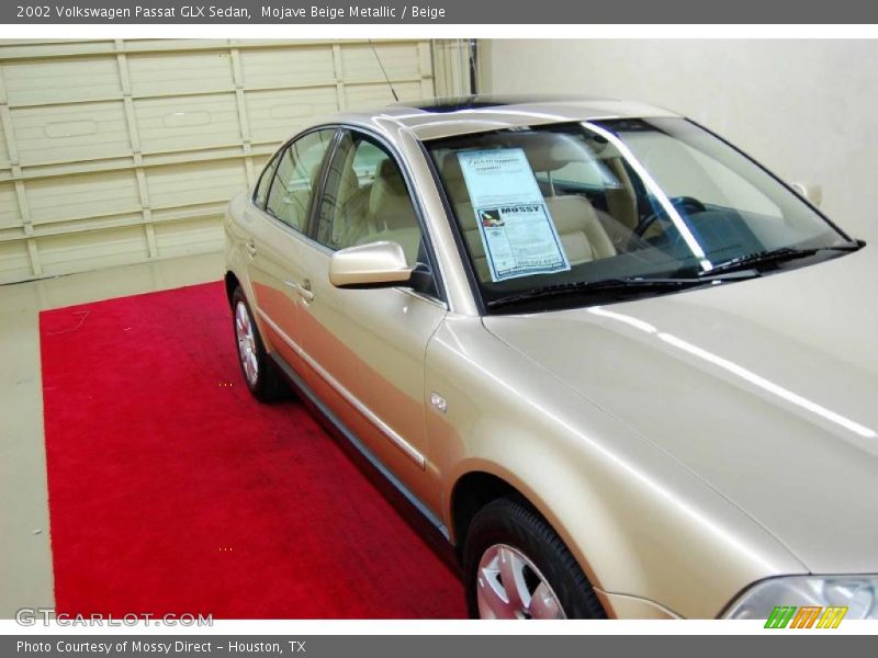 Mojave Beige Metallic / Beige 2002 Volkswagen Passat GLX Sedan