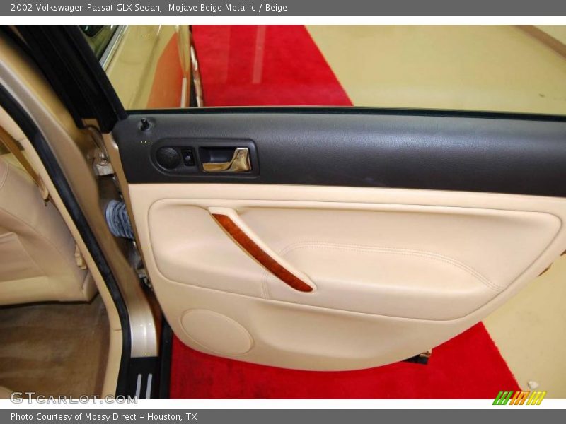 Mojave Beige Metallic / Beige 2002 Volkswagen Passat GLX Sedan
