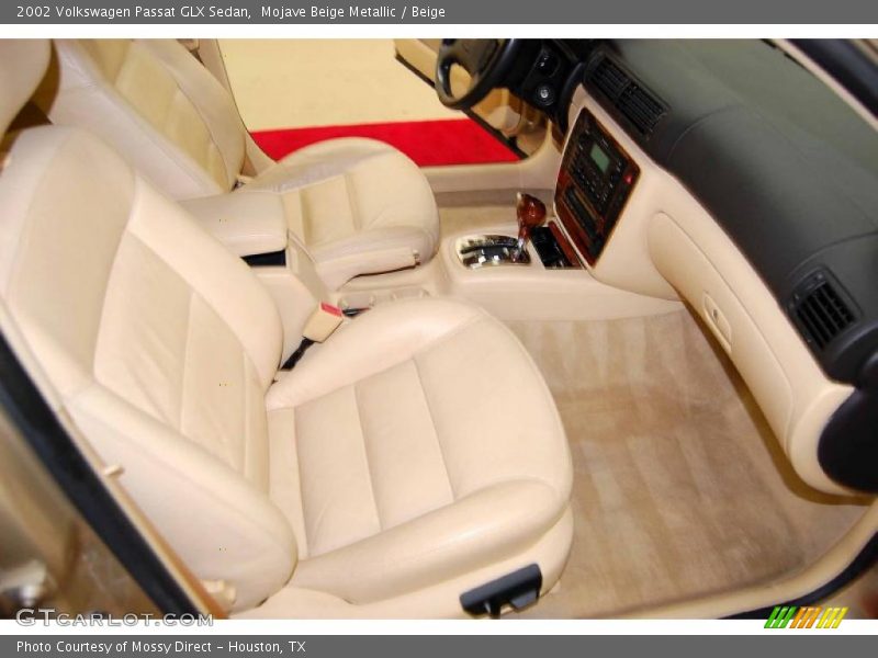Mojave Beige Metallic / Beige 2002 Volkswagen Passat GLX Sedan