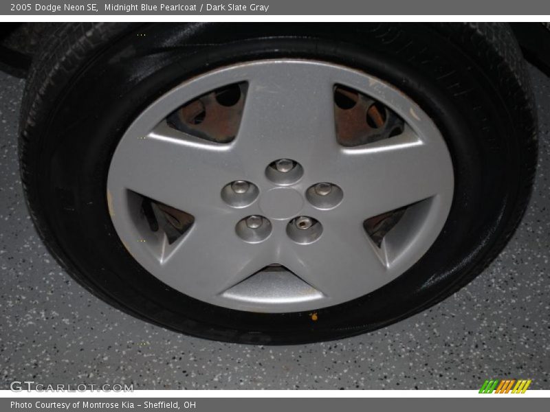  2005 Neon SE Wheel