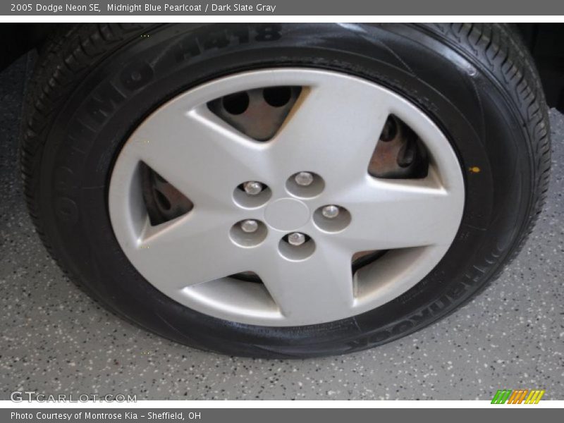  2005 Neon SE Wheel
