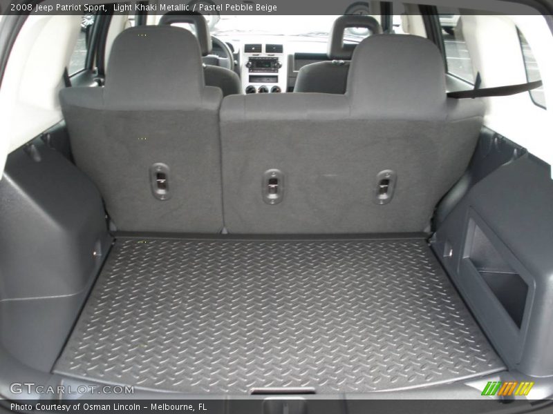 Light Khaki Metallic / Pastel Pebble Beige 2008 Jeep Patriot Sport