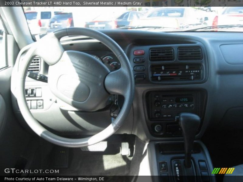 Silverleaf Metallic / Medium Gray 2003 Chevrolet Tracker LT 4WD Hard Top
