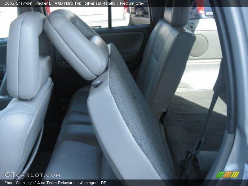 Silverleaf Metallic / Medium Gray 2003 Chevrolet Tracker LT 4WD Hard Top
