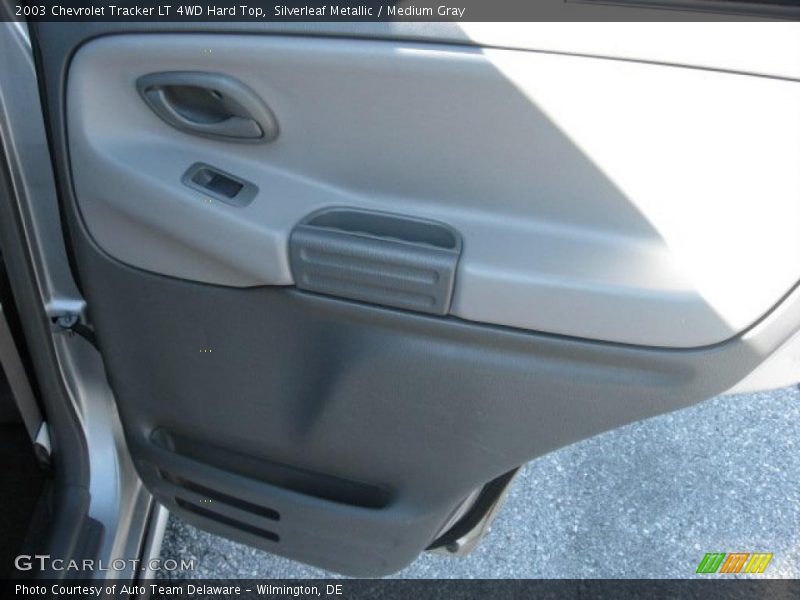Silverleaf Metallic / Medium Gray 2003 Chevrolet Tracker LT 4WD Hard Top