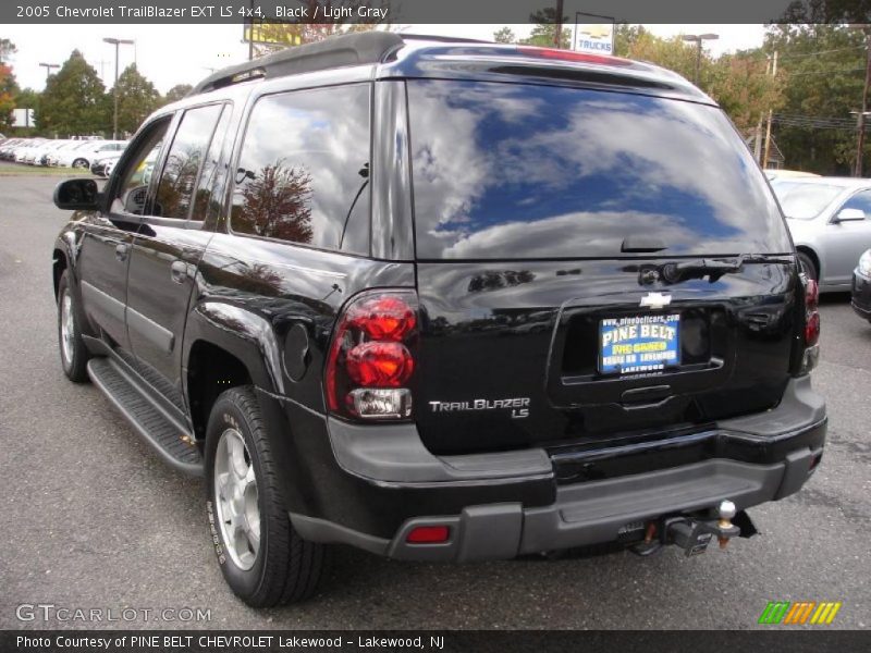 Black / Light Gray 2005 Chevrolet TrailBlazer EXT LS 4x4