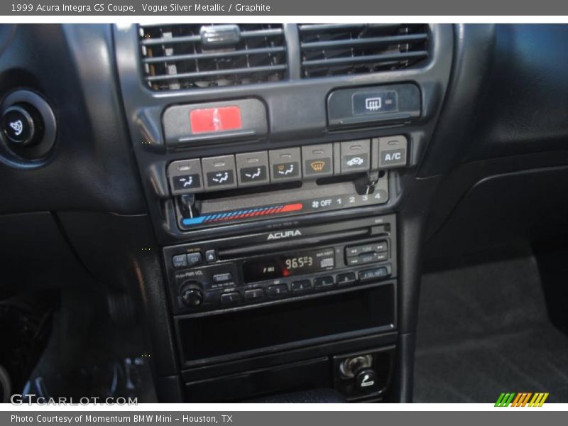 Controls of 1999 Integra GS Coupe