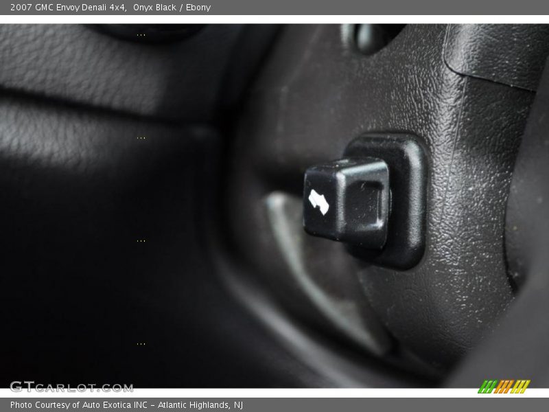 Onyx Black / Ebony 2007 GMC Envoy Denali 4x4