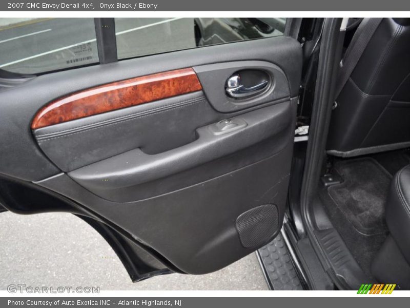 Onyx Black / Ebony 2007 GMC Envoy Denali 4x4