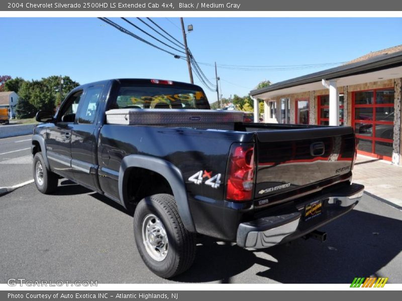 Black / Medium Gray 2004 Chevrolet Silverado 2500HD LS Extended Cab 4x4