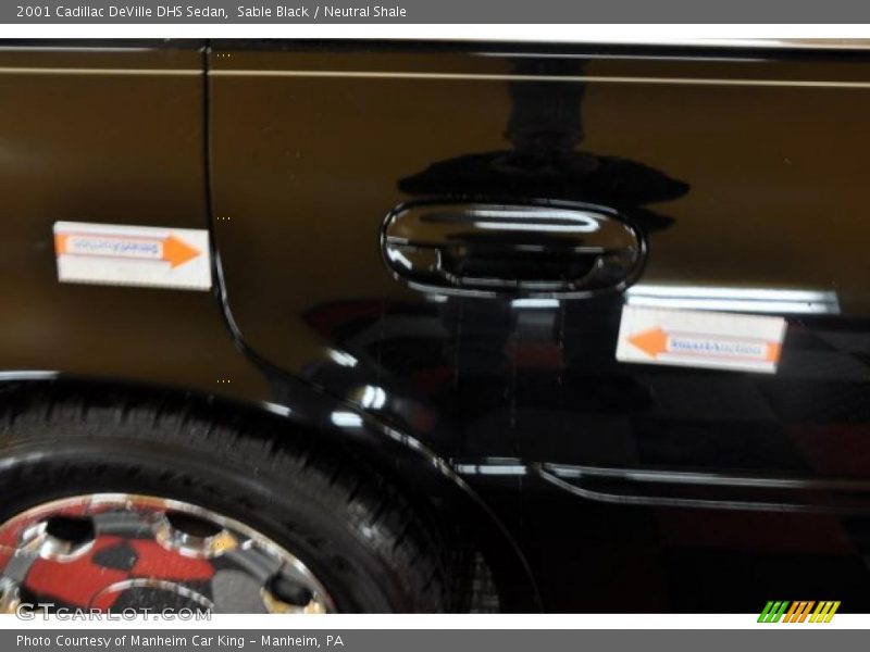 Sable Black / Neutral Shale 2001 Cadillac DeVille DHS Sedan
