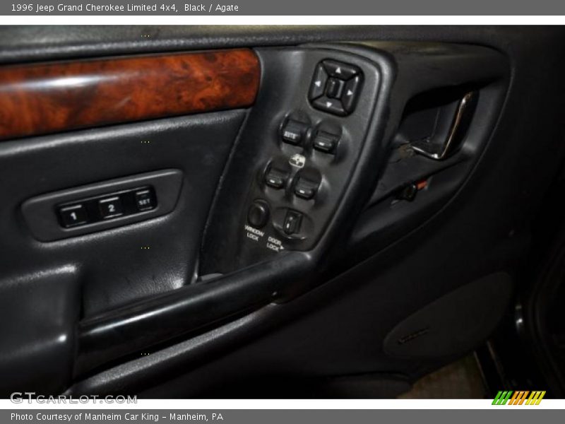 Black / Agate 1996 Jeep Grand Cherokee Limited 4x4