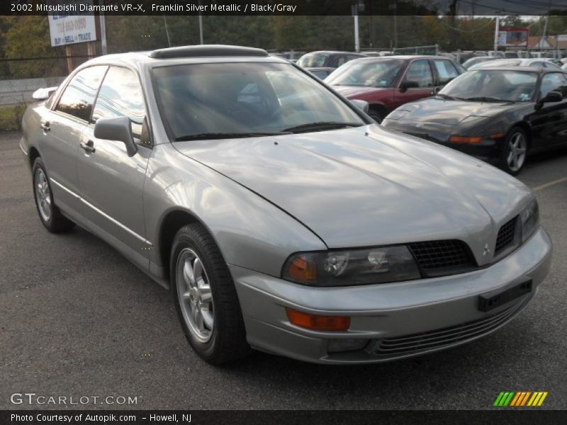 Front 3/4 View of 2002 Diamante VR-X