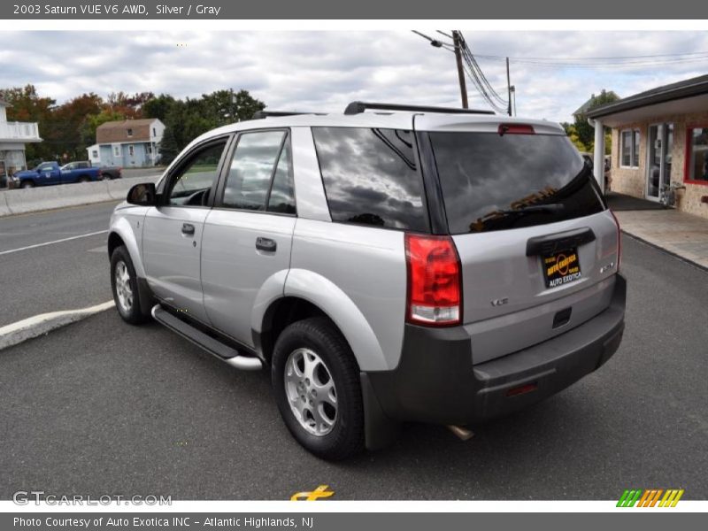 Silver / Gray 2003 Saturn VUE V6 AWD