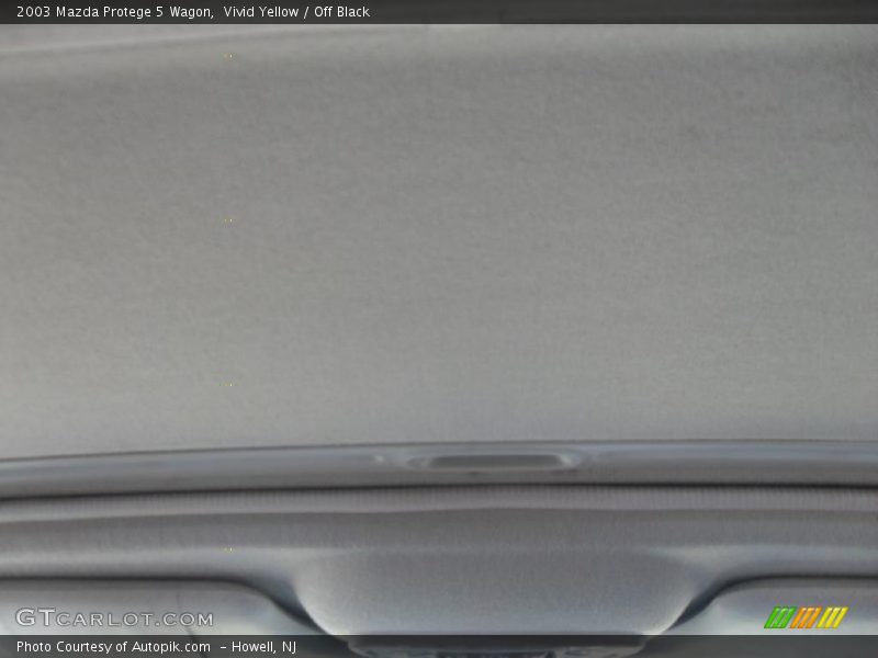 Vivid Yellow / Off Black 2003 Mazda Protege 5 Wagon