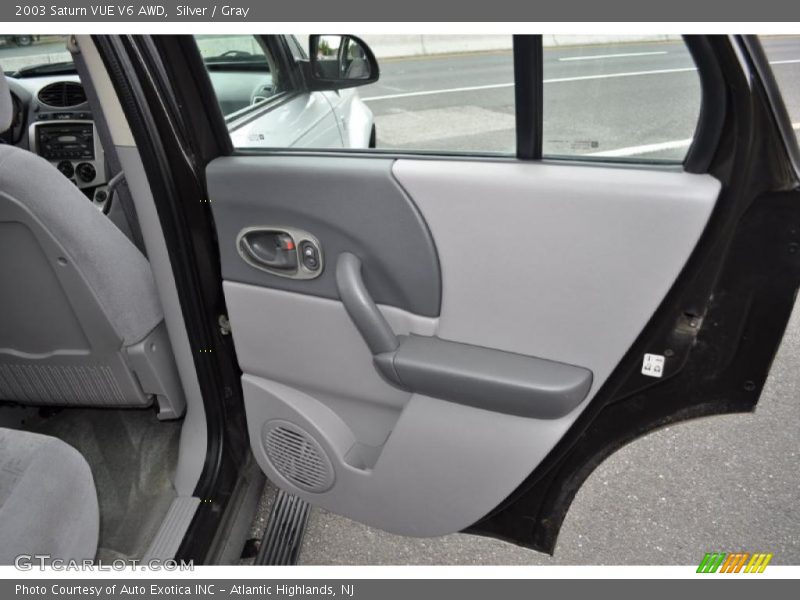 Silver / Gray 2003 Saturn VUE V6 AWD